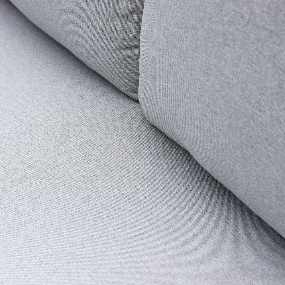 Divano con tavolino komodo c/cuscini