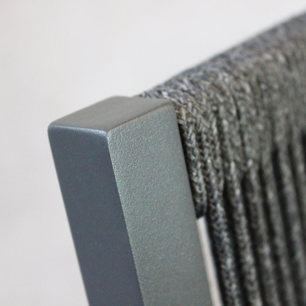 Poltrona maracay c/cuscini impilabile