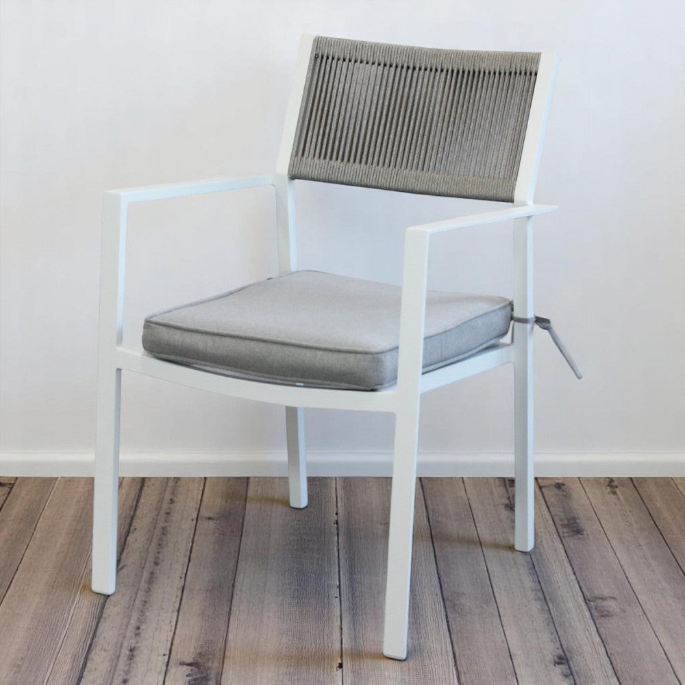 Poltrona maracay c/cuscini impilabile