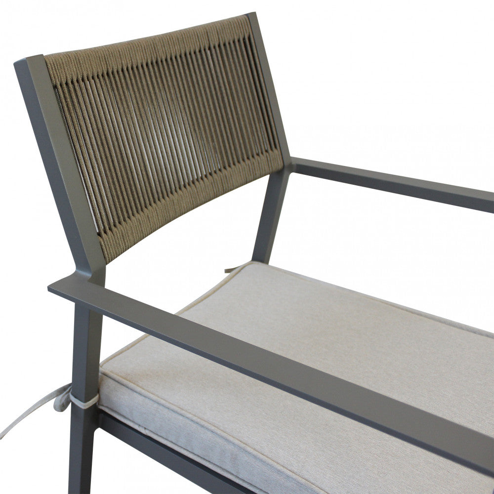 Poltrona maracay c/cuscini impilabile