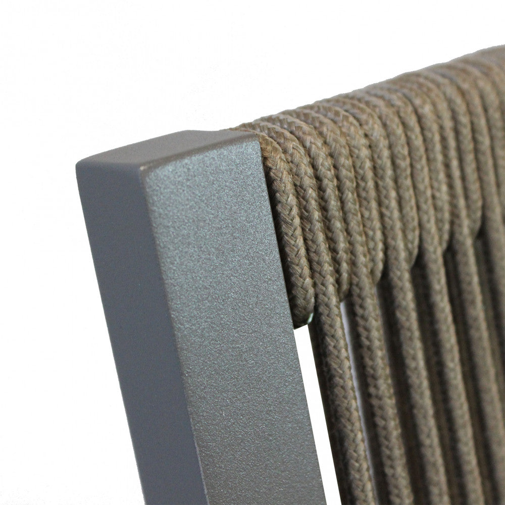 Poltrona maracay c/cuscini impilabile