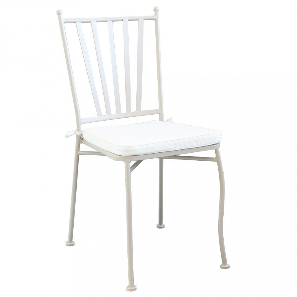 Juno chair with cushion