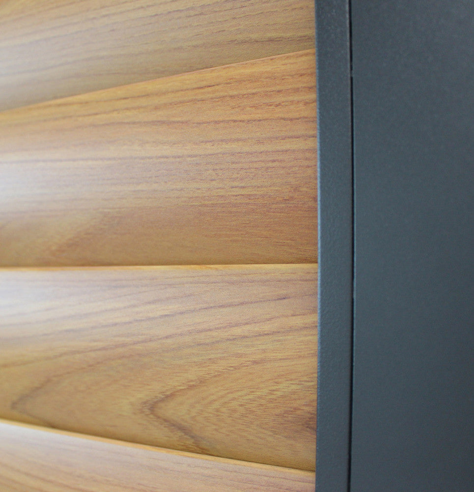 Laterale scorrevole con lamelle per lato da 4 m pergola bioclimatica