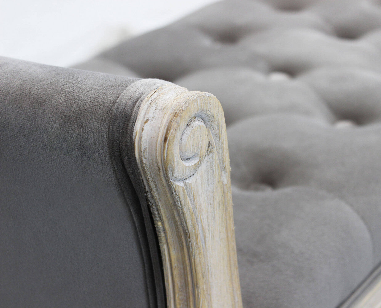 Panca madelyn in velluto taupe