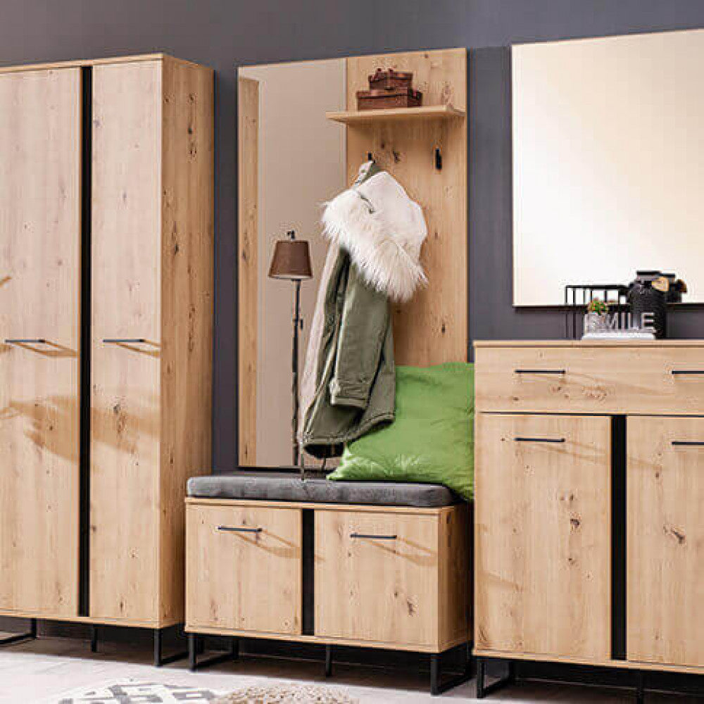 11008258 Sardinian artisan oak entrance