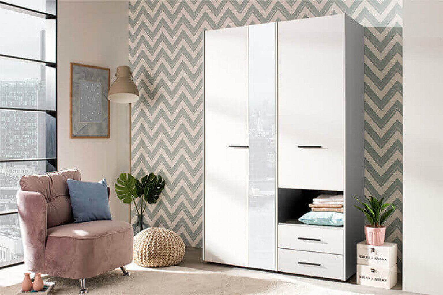 11008264 matte white Leon wardrobe