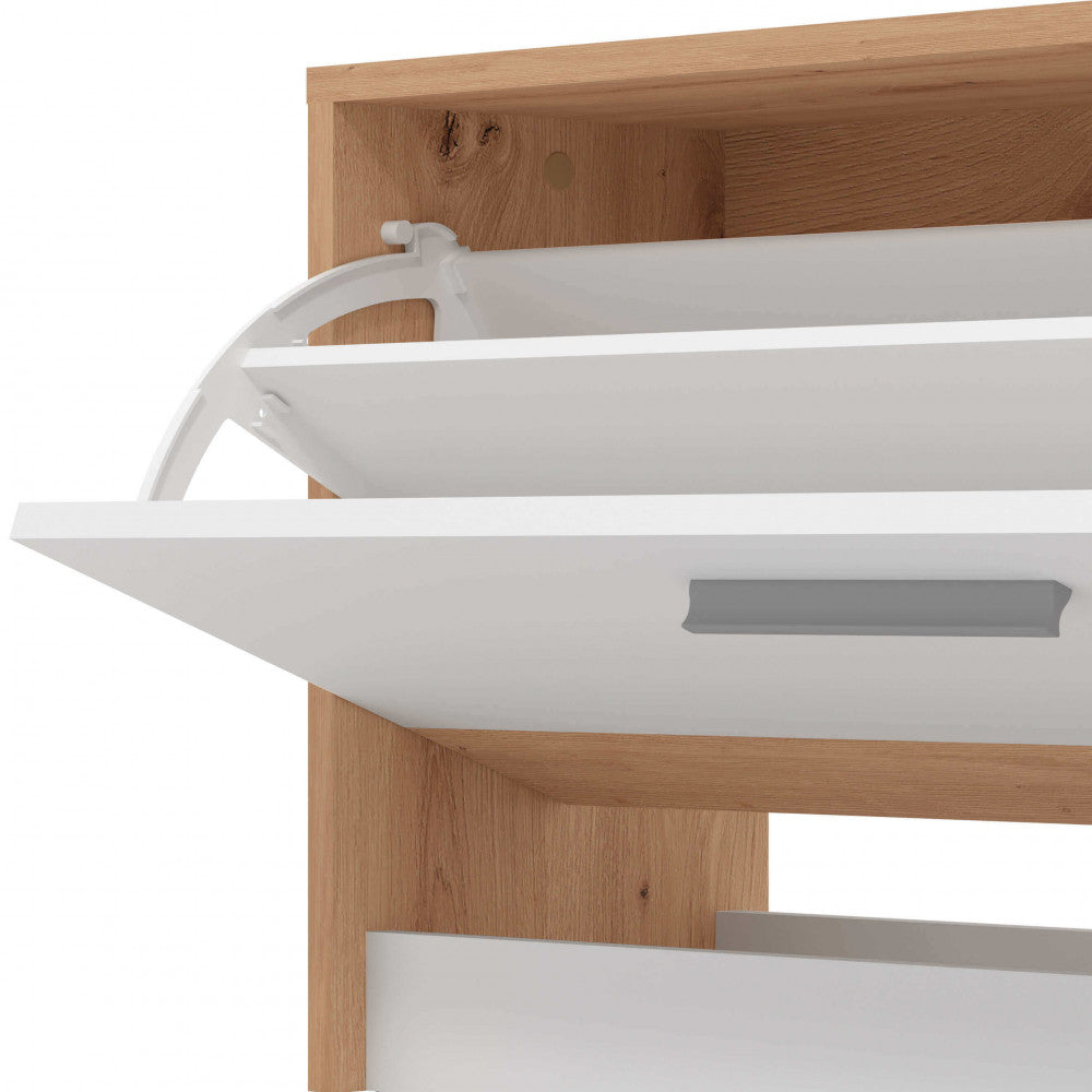 11011704 Rimini entrance white and concrete