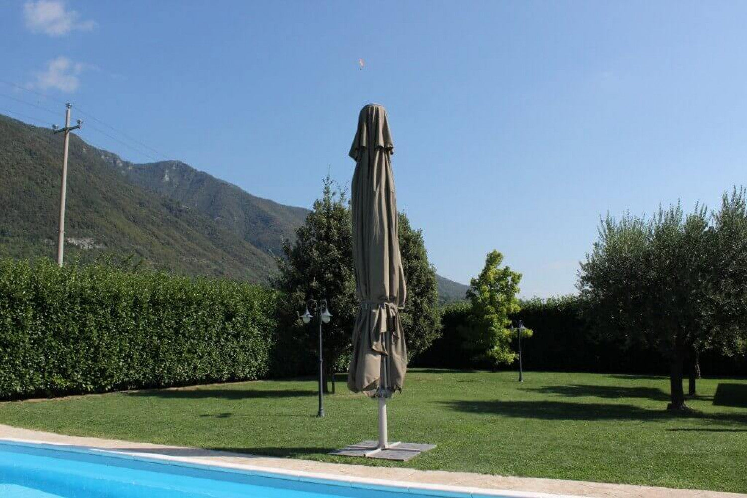 Ombrellone giove p/c tortora 5 x 5