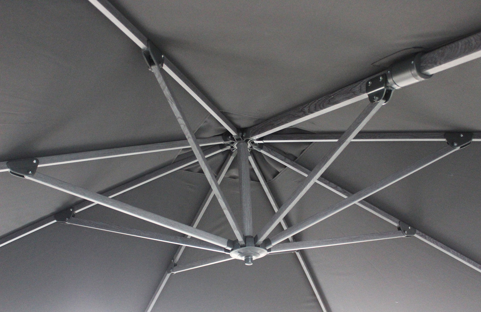 Ombrellone mendel grgio effetto legno p/l 3 x 3 grigio