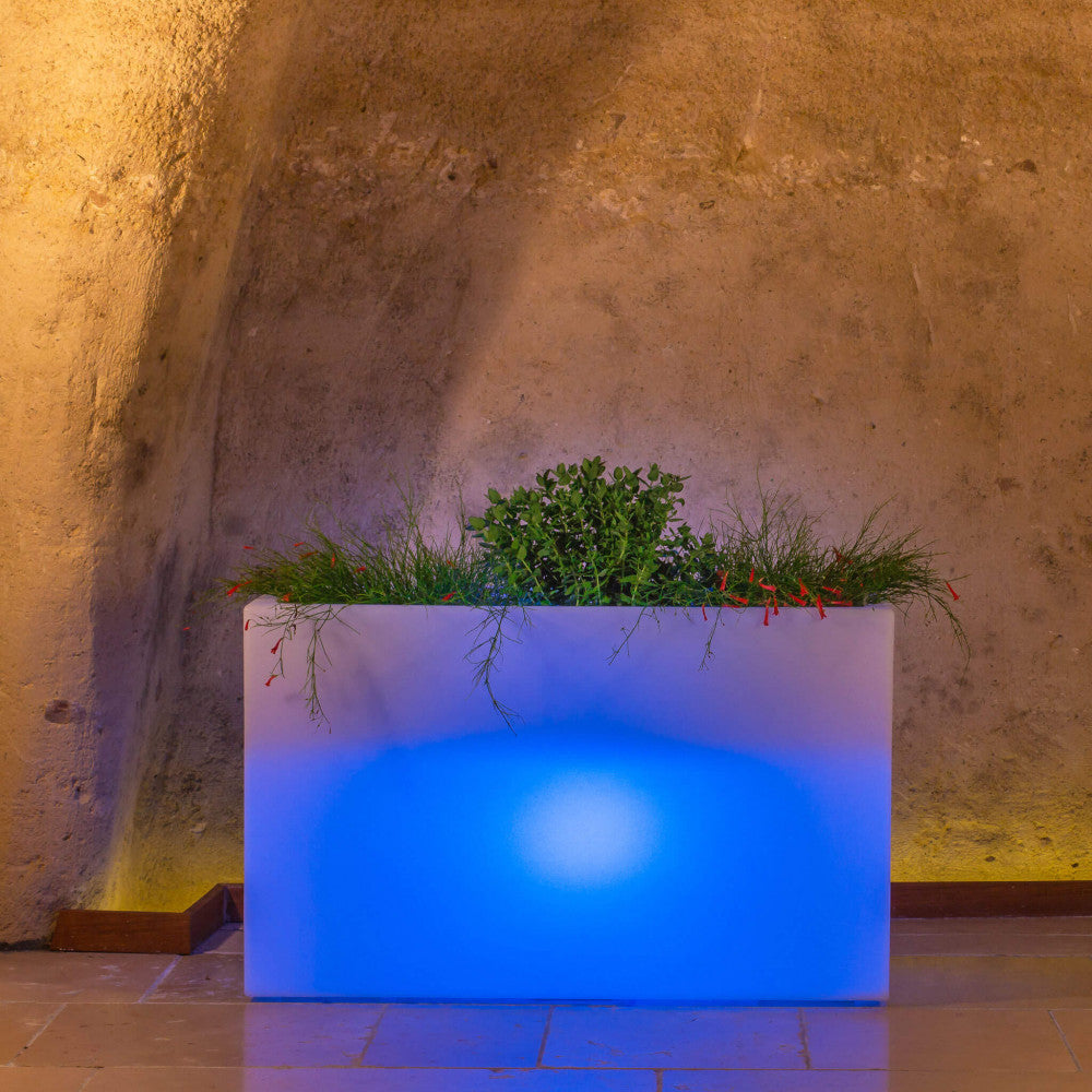 Fioriera sculptor  50 h con led multicolor e batteria solare